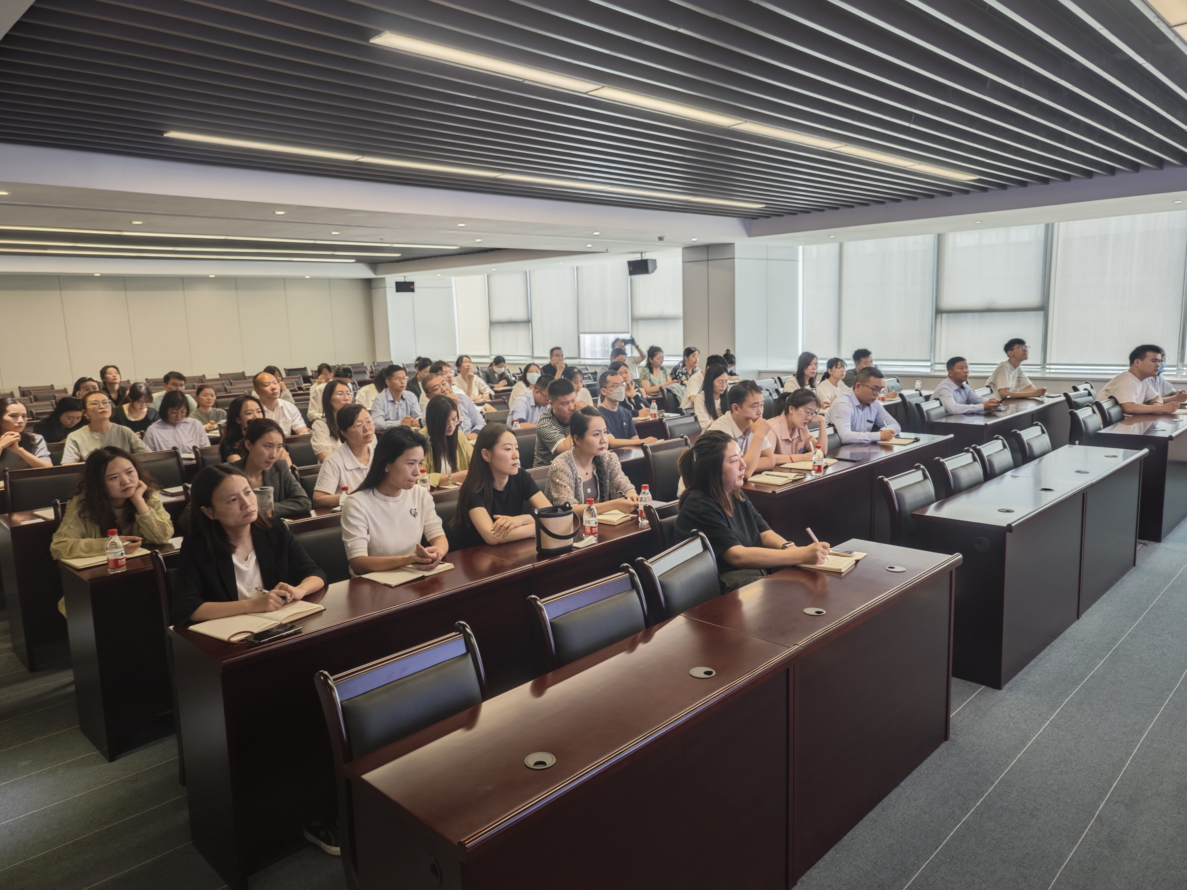 产投大讲堂|日本av女优
开展“实用公文写作与处理”培训 产投大讲堂|日本av女优
开展“实用公文写作与处理”培训