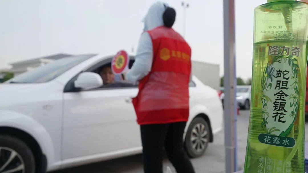 镜头特写 | 顶高温 战酷暑 端午假期我在岗 图片