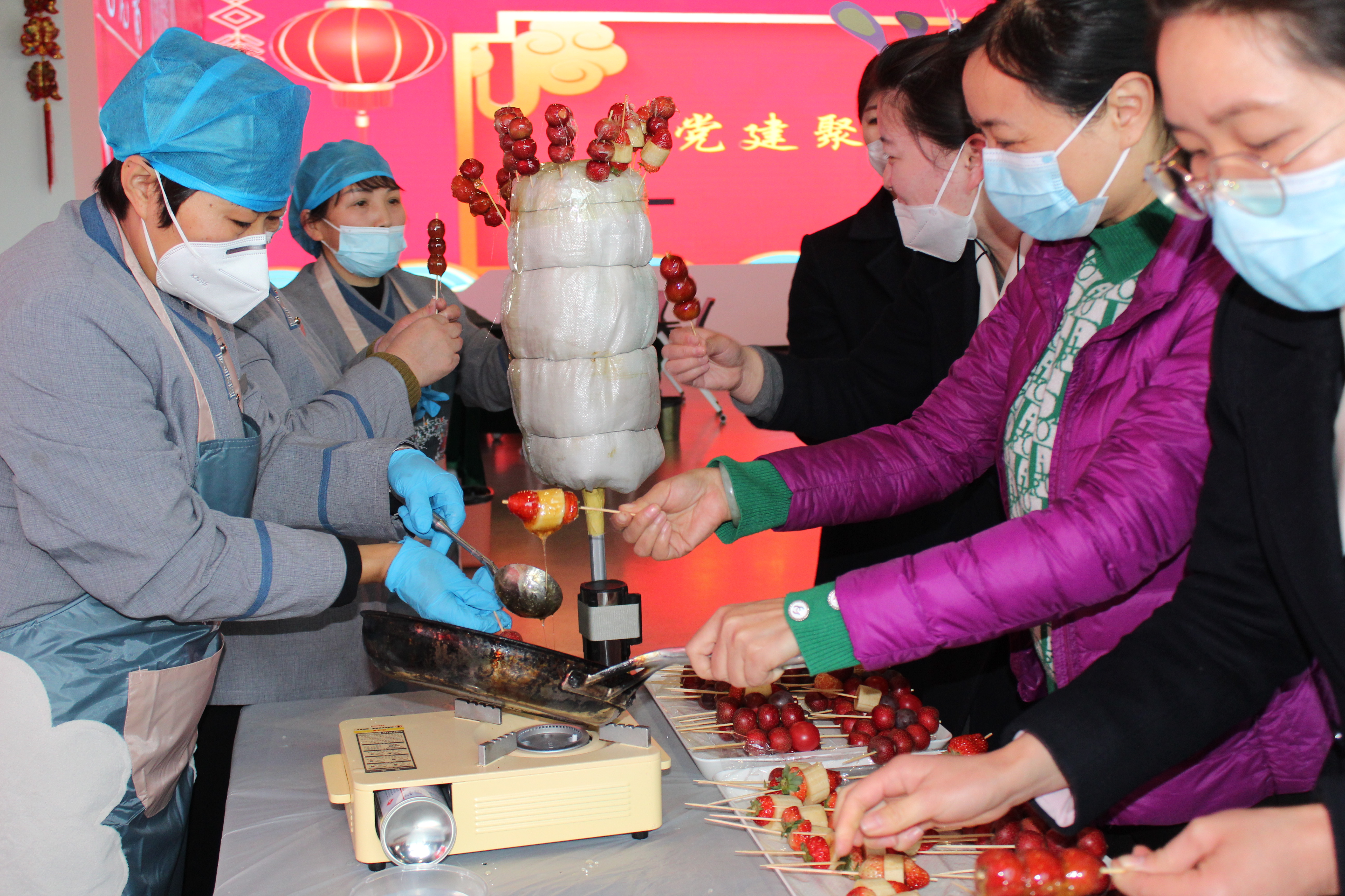 投控集团高新城党支部开展“巾帼心向党 奋进新征程”主题党日活动